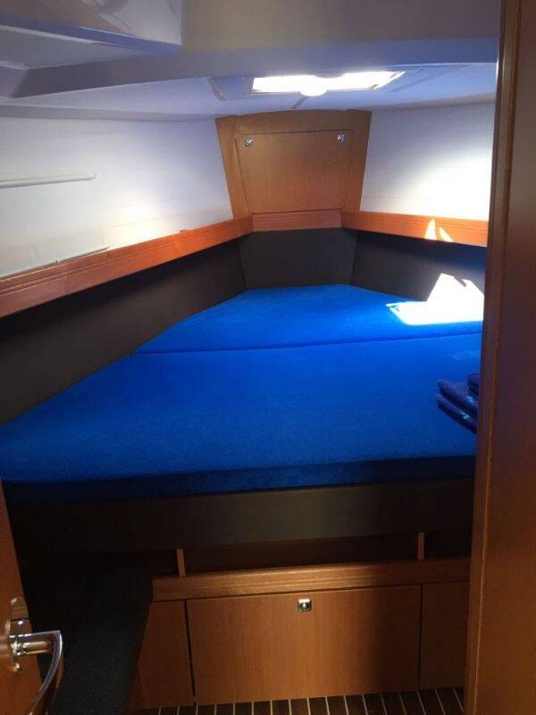 Sailing yacht Bavaria Cruiser 41 Laguna