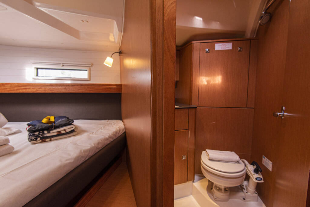 Segelyacht Bavaria Cruiser 41 Libeccio
