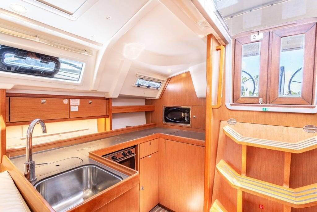 Bavaria Cruiser 41 Patches