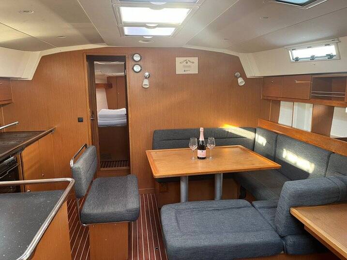 Bavaria Cruiser 45 Oključ