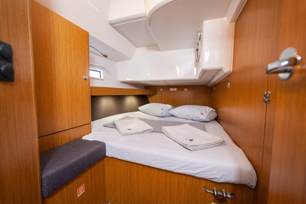 Bavaria Cruiser 46 Sail Vega