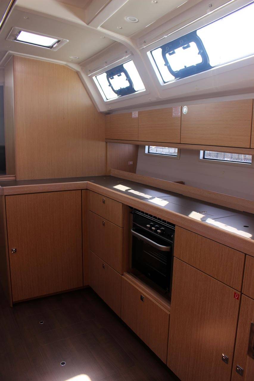 Segelyacht Bavaria Cruiser 46 Divine