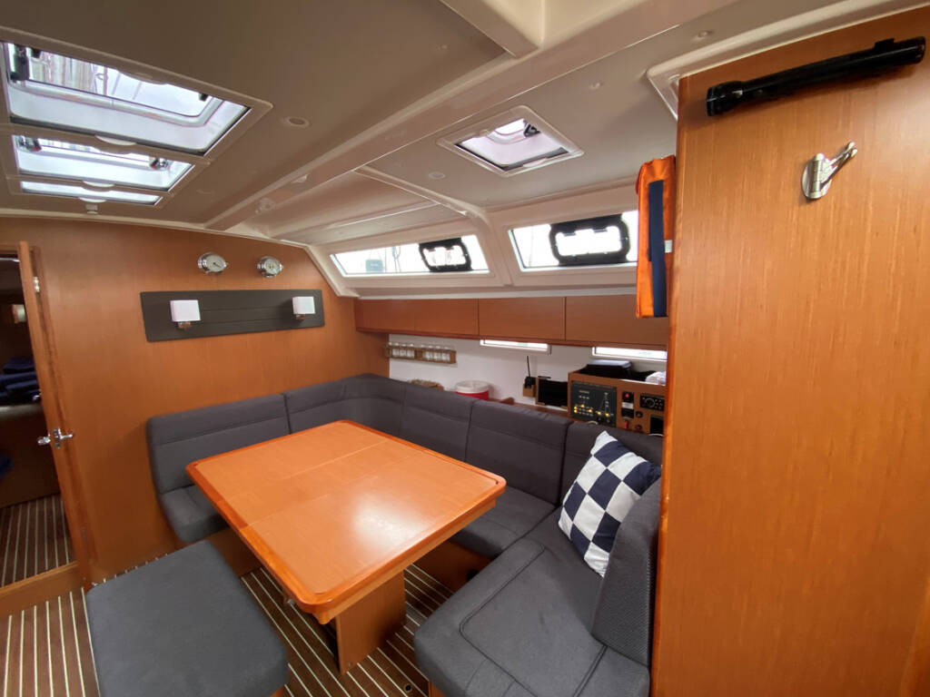 Segelyacht Bavaria Cruiser 46 