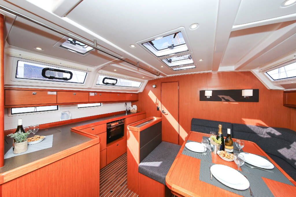 Segelyacht Bavaria Cruiser 46 Challi