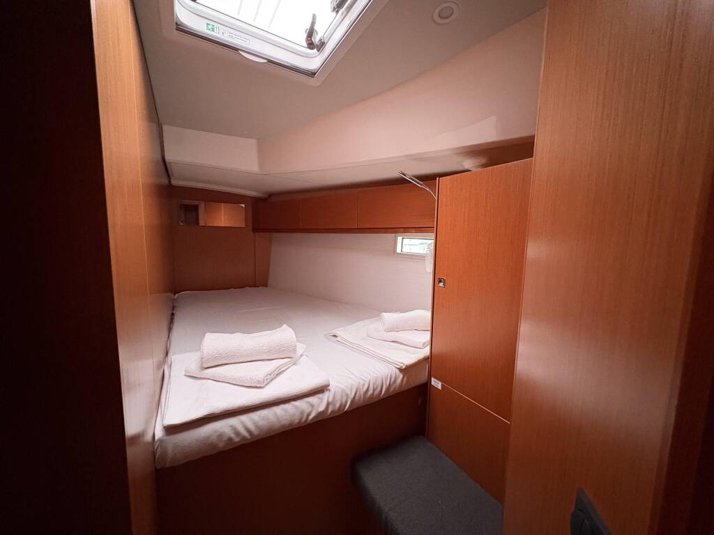 Bavaria Cruiser 46 Sail Betelgeuse