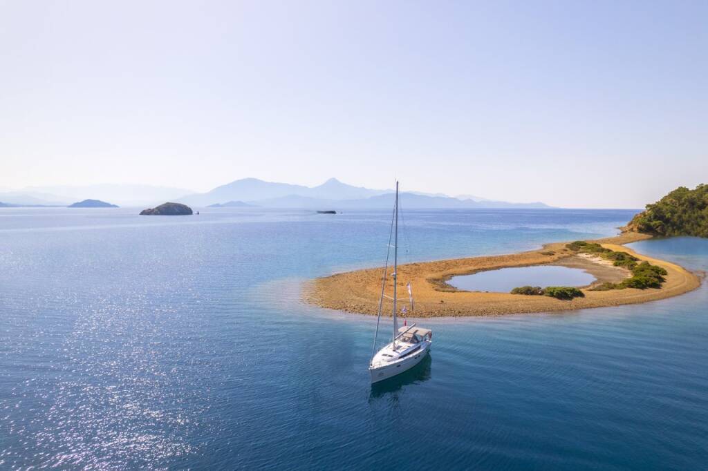 Bavaria Cruiser 46 Jenga