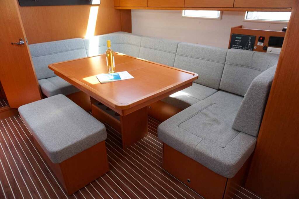 Segelyacht Bavaria Cruiser 46 Delphina