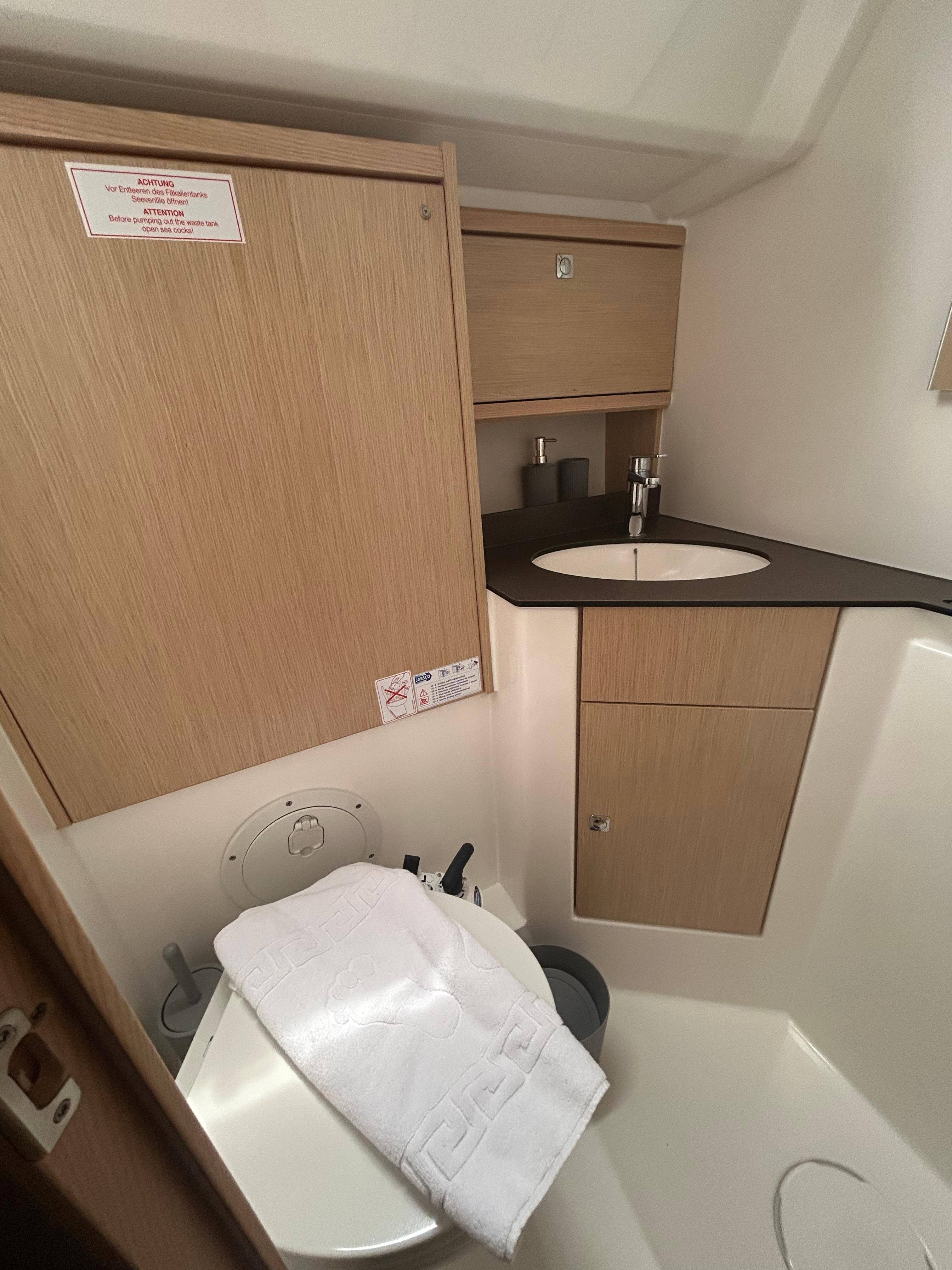 Sailing yacht Bavaria Cruiser 46 Dalila
