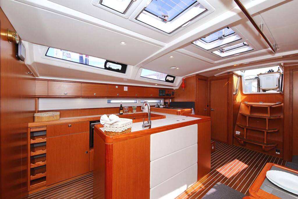 Bavaria Cruiser 56 El Karinjo