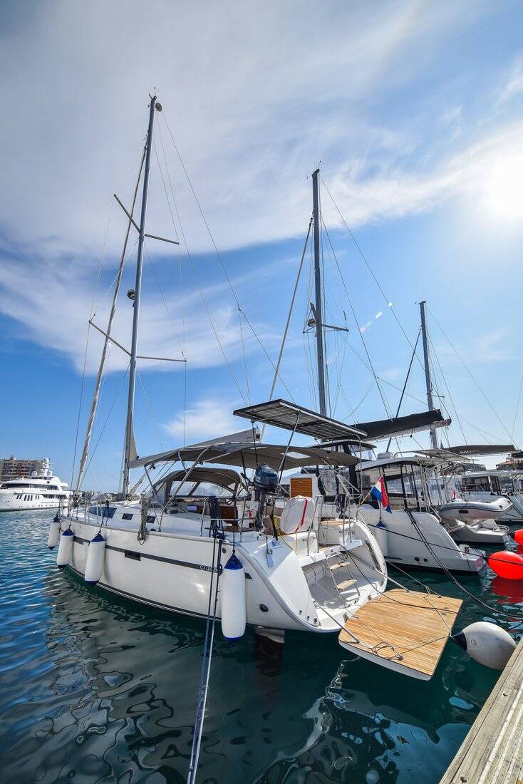 Sailing yacht Bavaria Cruiser 56 Fat Boy