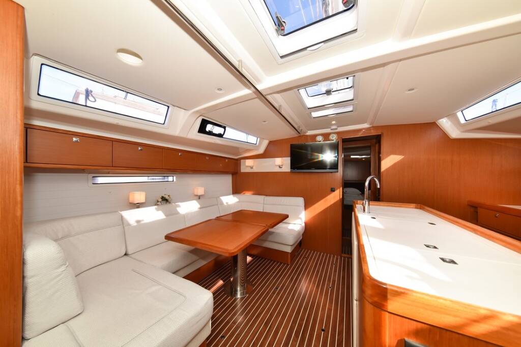Sailing yacht Bavaria Cruiser 56 Fat Boy