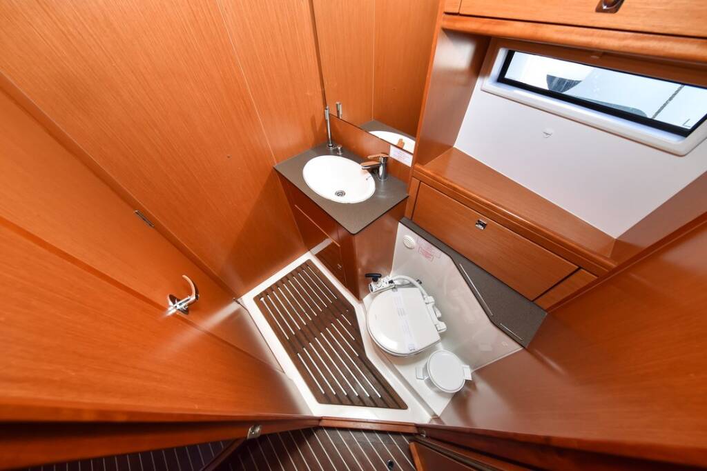 Sailing yacht Bavaria Cruiser 56 Fat Boy