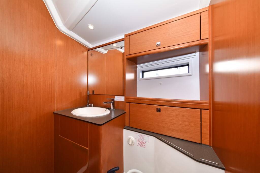 Sailing yacht Bavaria Cruiser 56 Fat Boy