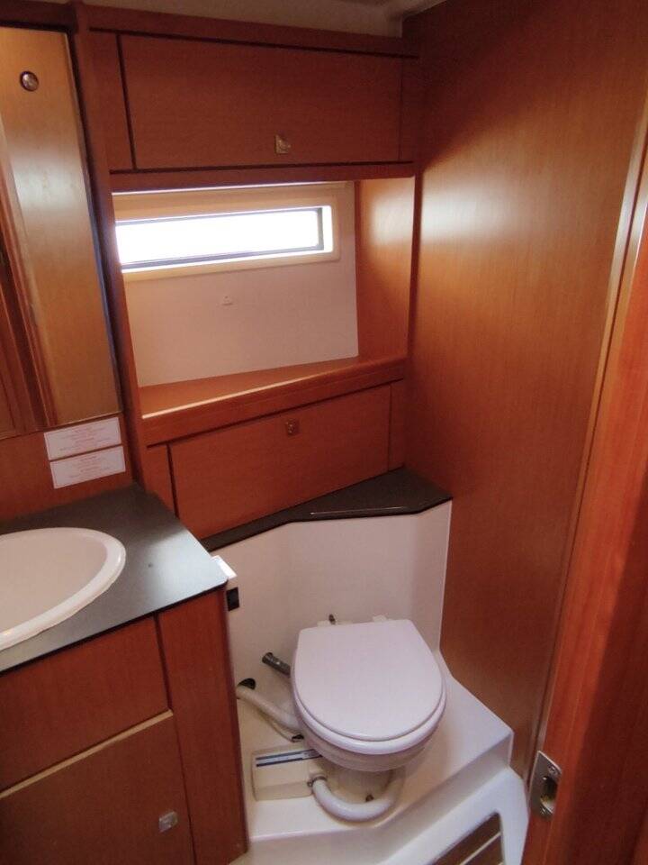 Sailing yacht Bavaria Cruiser 56 Searex