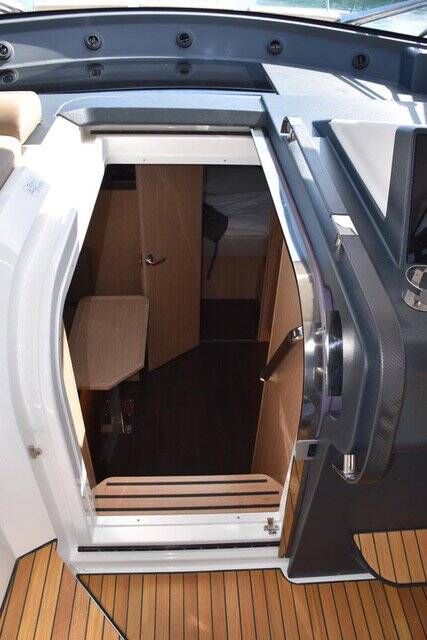 Bavaria SR38 Hard Top 