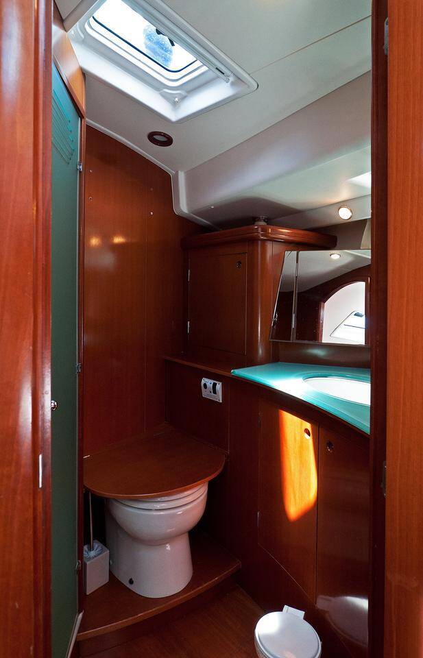 Sailing yacht Beneteau 57 Tajna