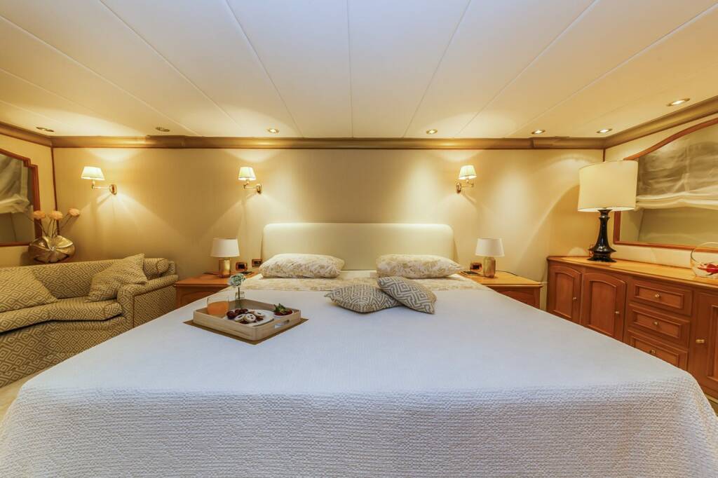 Luxus-Motoryacht Benetti Classsic 115 To Je To