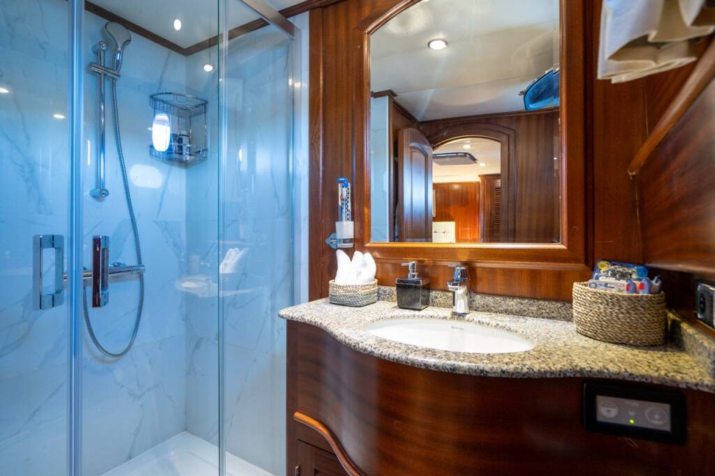 Capricorn 1 Capricorn 1