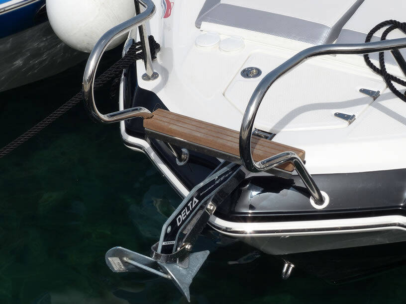 Motorboot Chaparral 225 SSi Cuddy Triple X