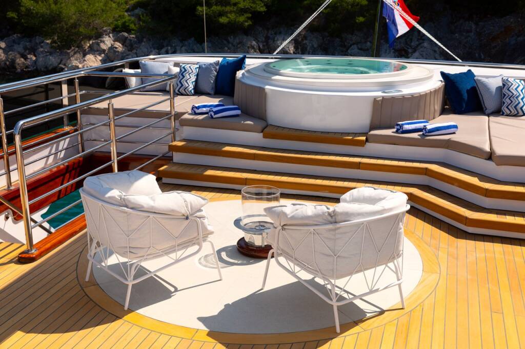 Luxury sailing yacht Clase Azul Clase Azul