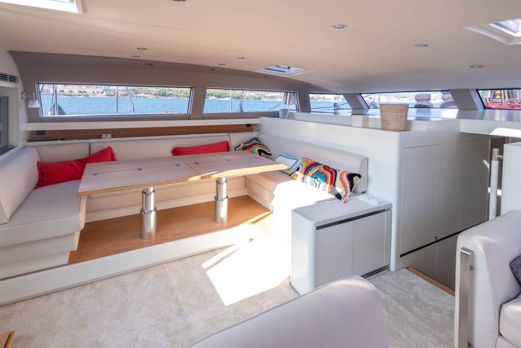 Sailing yacht CNB 76 Bubbles