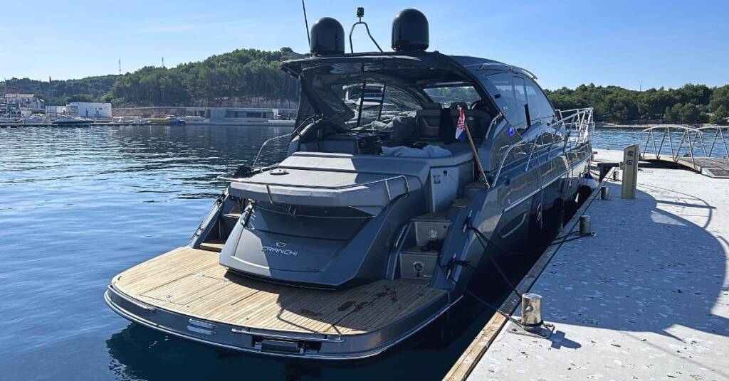 Motoryacht Cranchi M44 HT Helenas