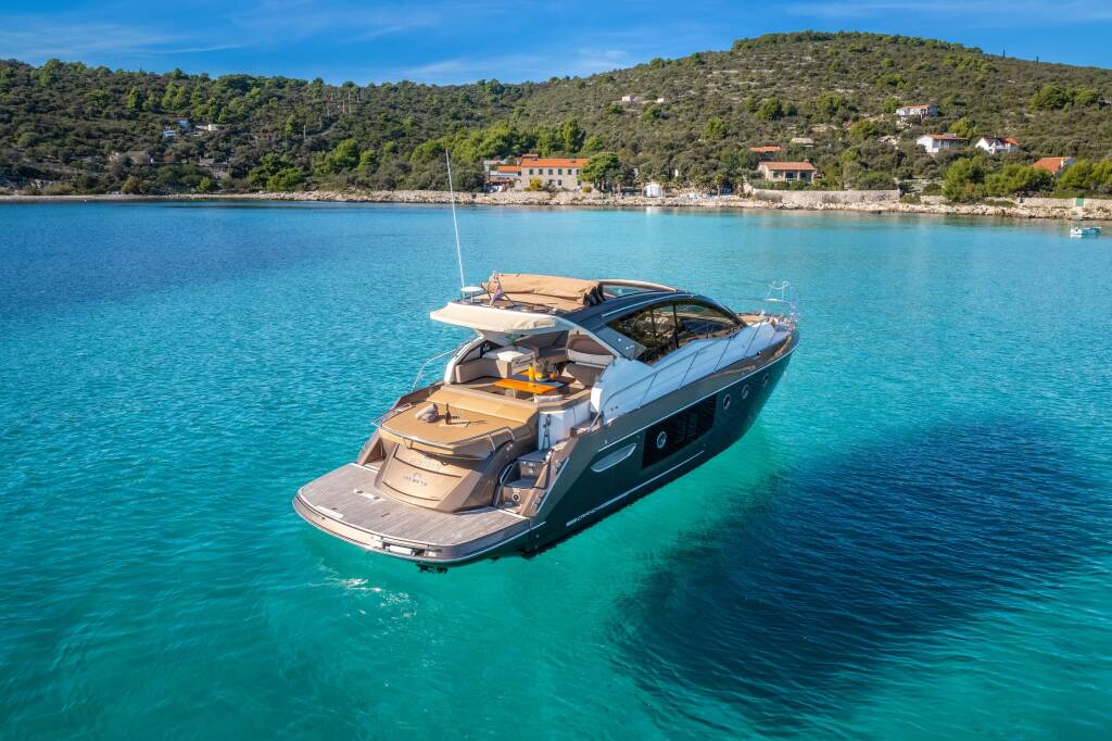 Cranchi M44 HT Brown Sugar