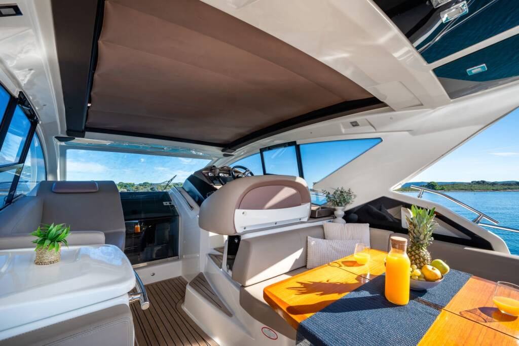 Cranchi M44 HT Brown Sugar