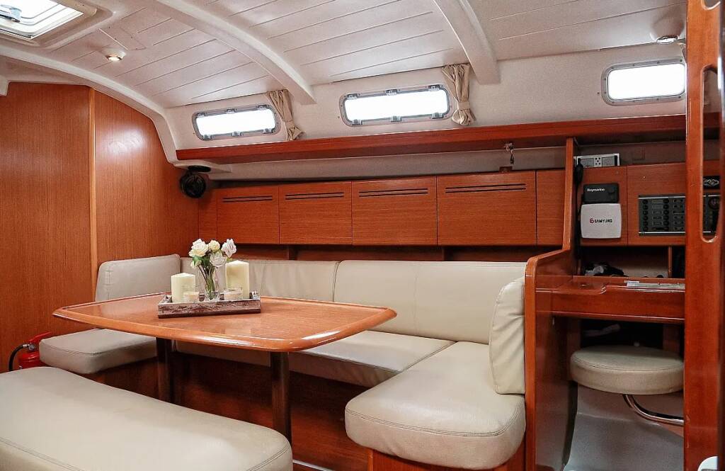 Cyclades 43.4 Hermes