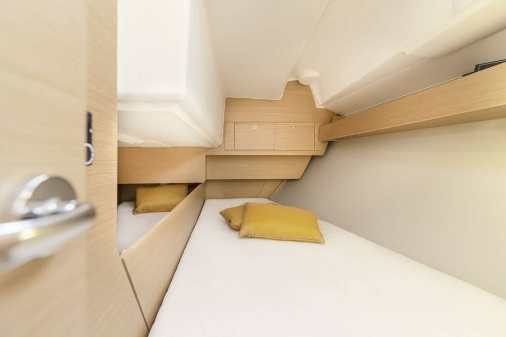 Dufour 360 GL Joy Planet