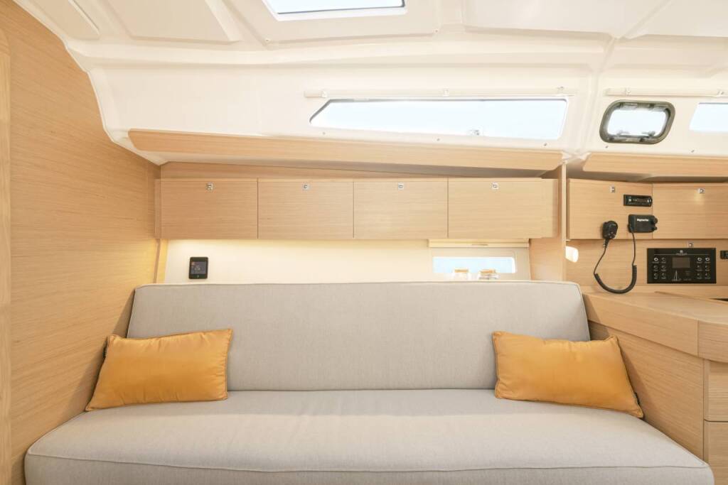 Segelyacht Dufour 360 GL Dzama