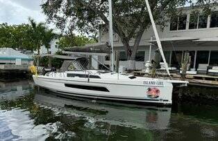 Segelyacht Dufour 37 Island Girl
