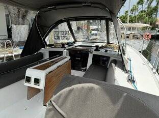 Segelyacht Dufour 37 Island Girl