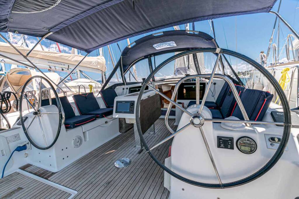 Segelyacht Dufour 382 GL So What