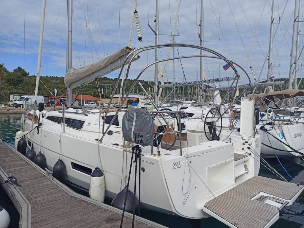 Segelyacht Dufour 390 GL Esko (ex Manca)