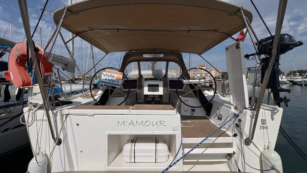 Dufour 390 M'Amour