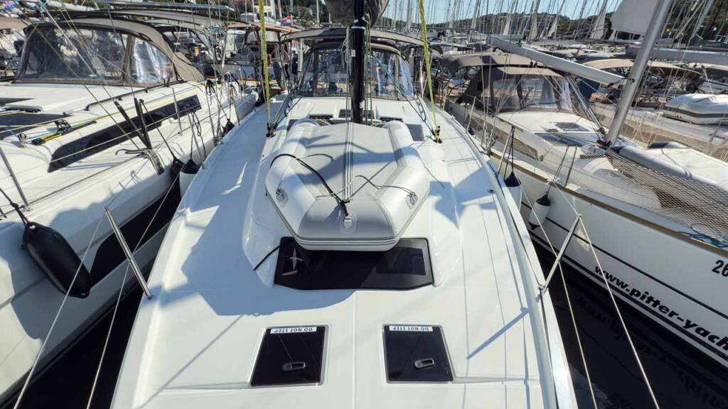 Sailing yacht Dufour 41 Performance Nine to five