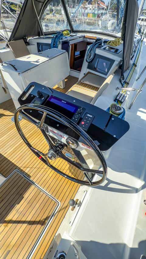 Sailing yacht Dufour 41 Performance Nine to five