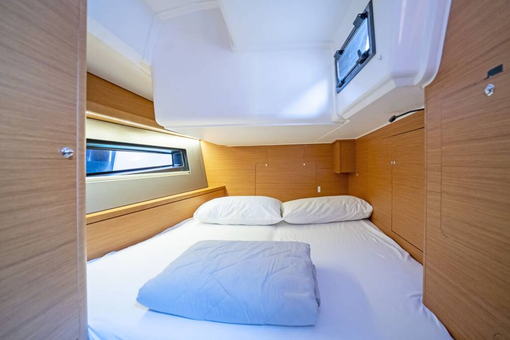 Dufour 41 First Song