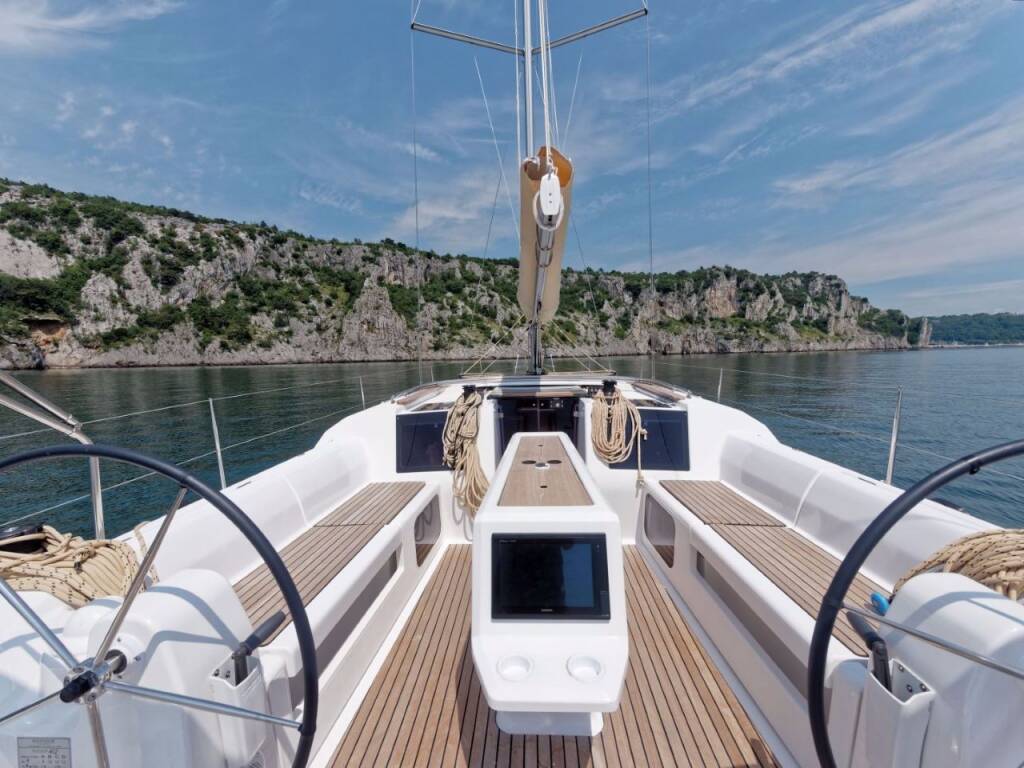 Sailing yacht Dufour 412 GL AMARYLLIS 