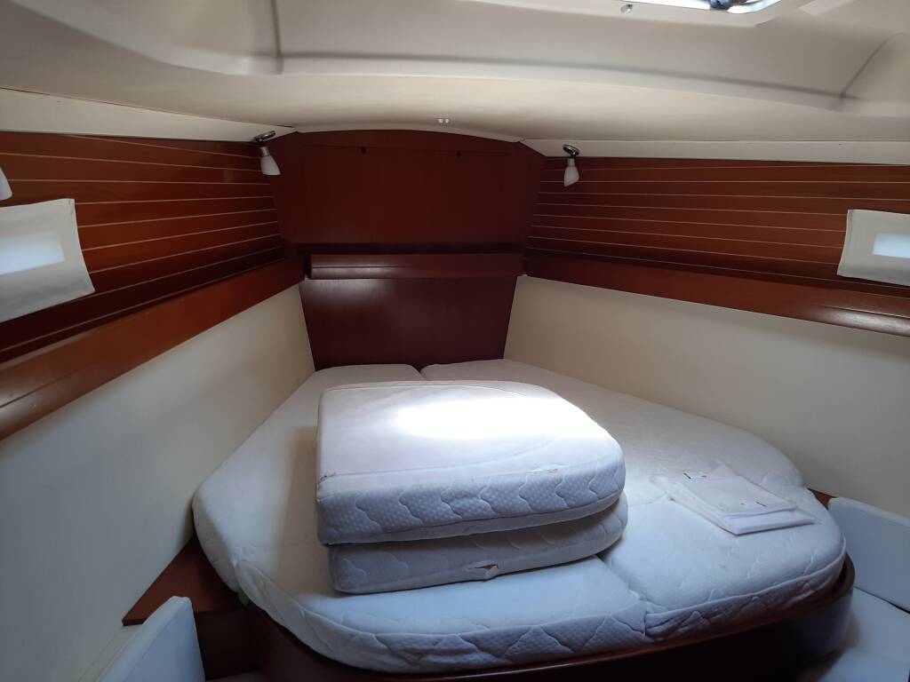 Dufour 425 GL Trinquette