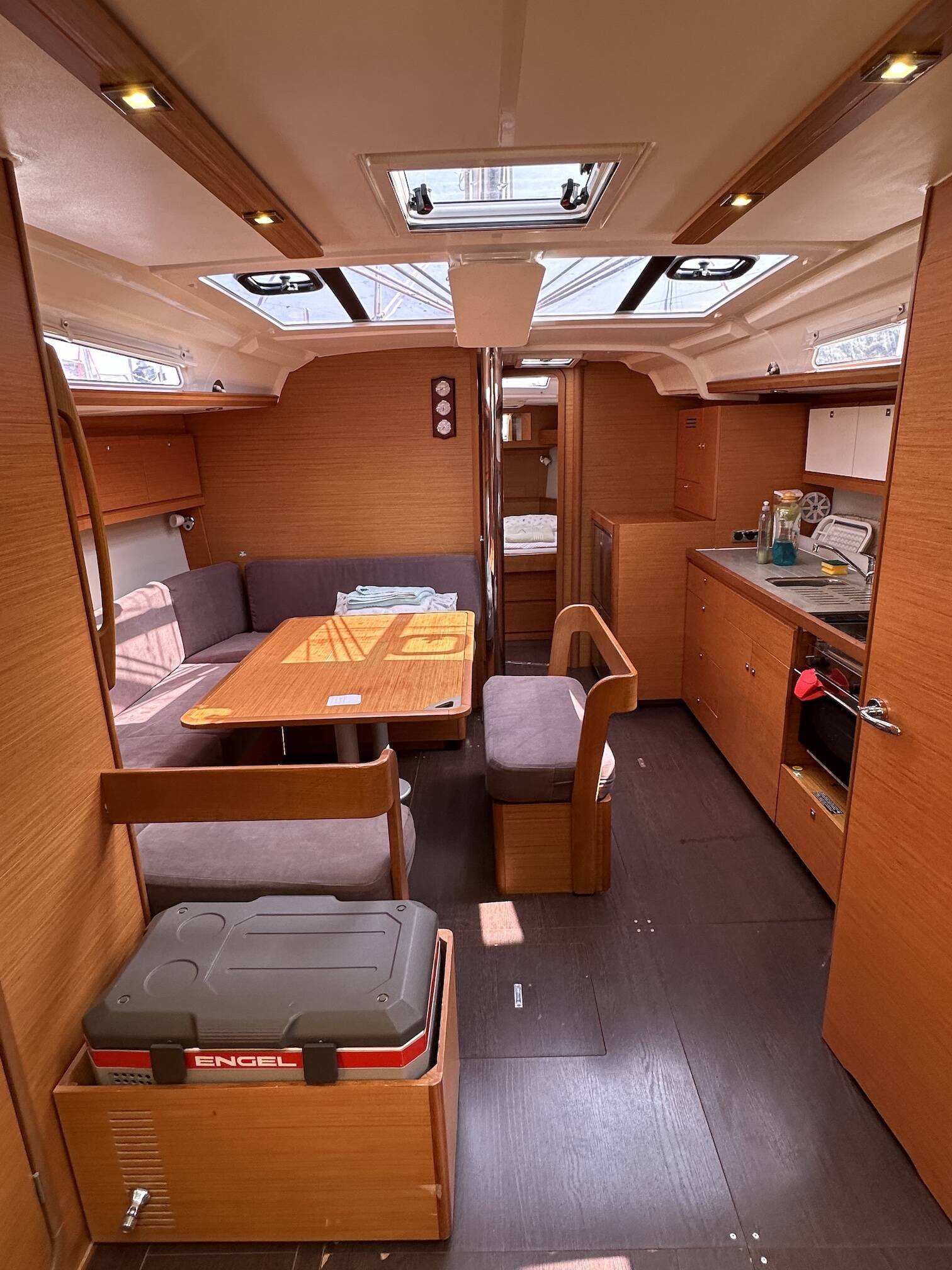 Dufour 430 GL Kummsal