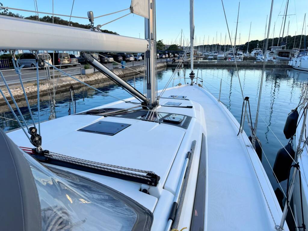 Segelyacht Dufour 430 GL Levan