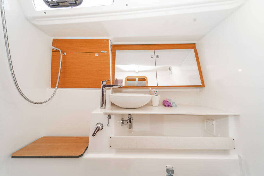 Segelyacht Dufour 430 Hierax