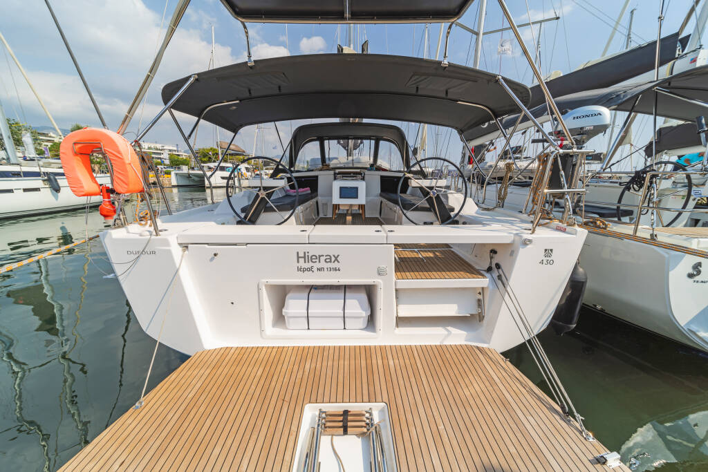 Segelyacht Dufour 430 Hierax