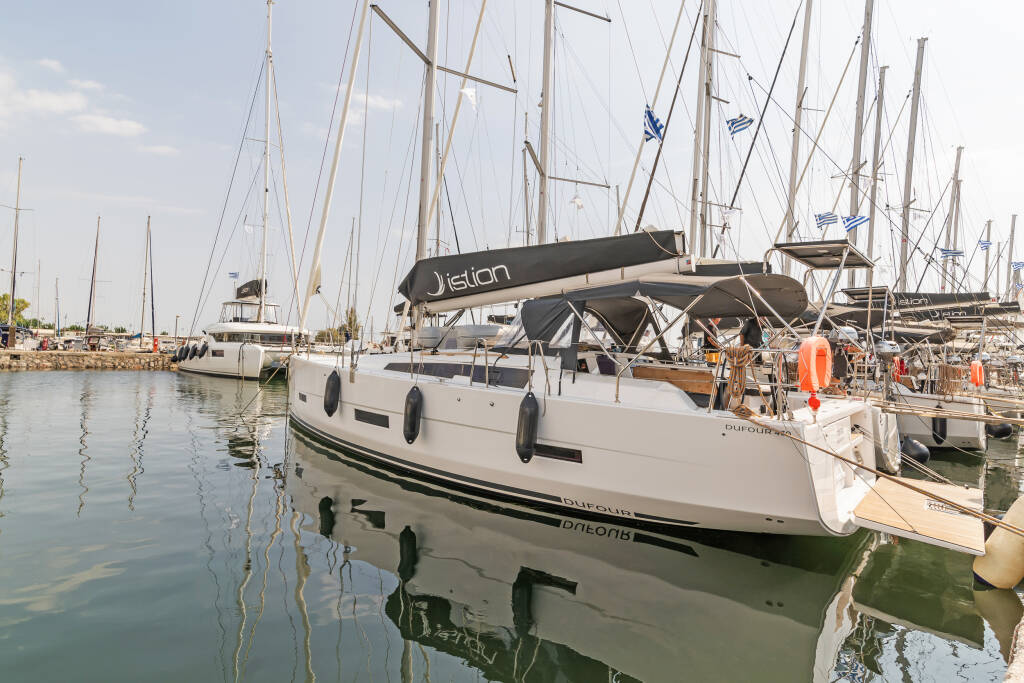 Segelyacht Dufour 430 Hierax