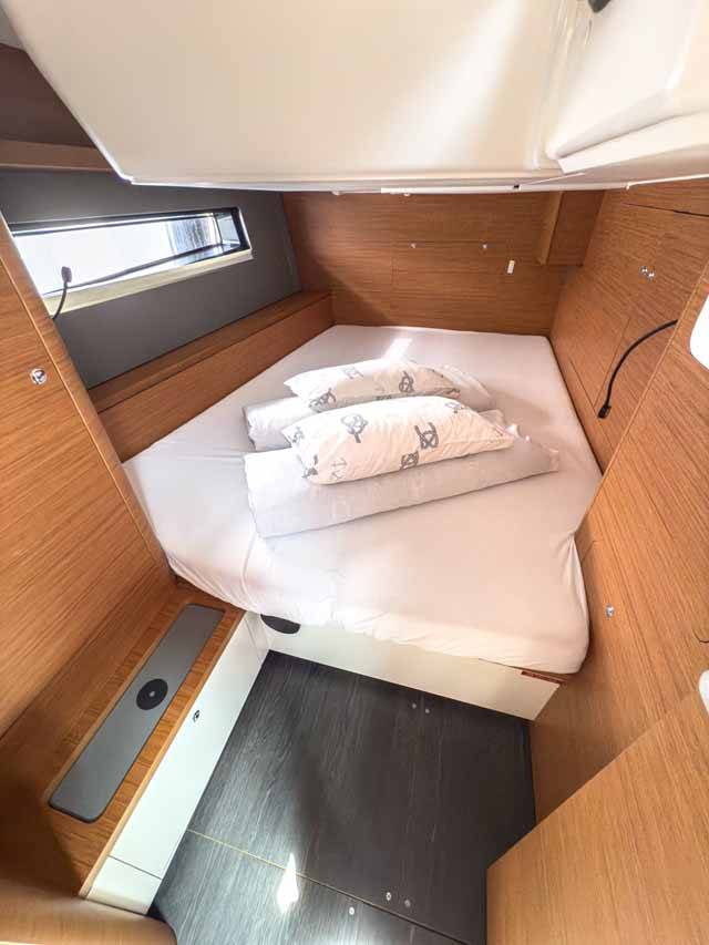 Sailing yacht Dufour 44 Alkor