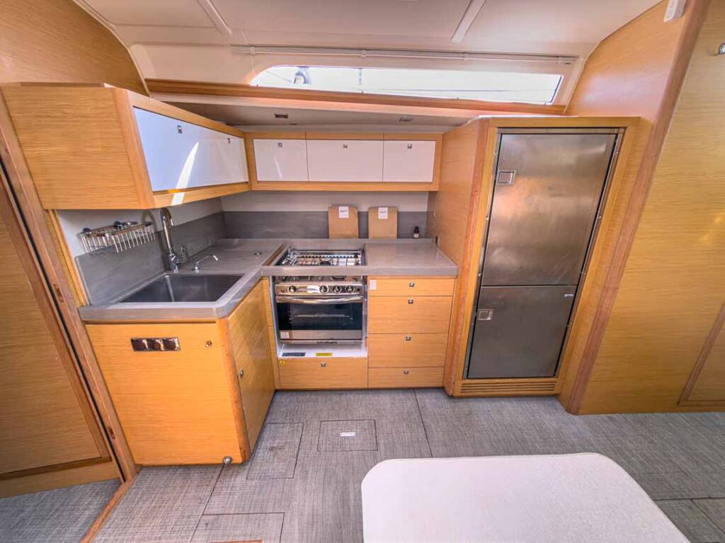 Dufour 470 performance Easy Eleven