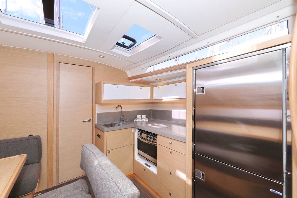 Dufour 470 Shooting Star