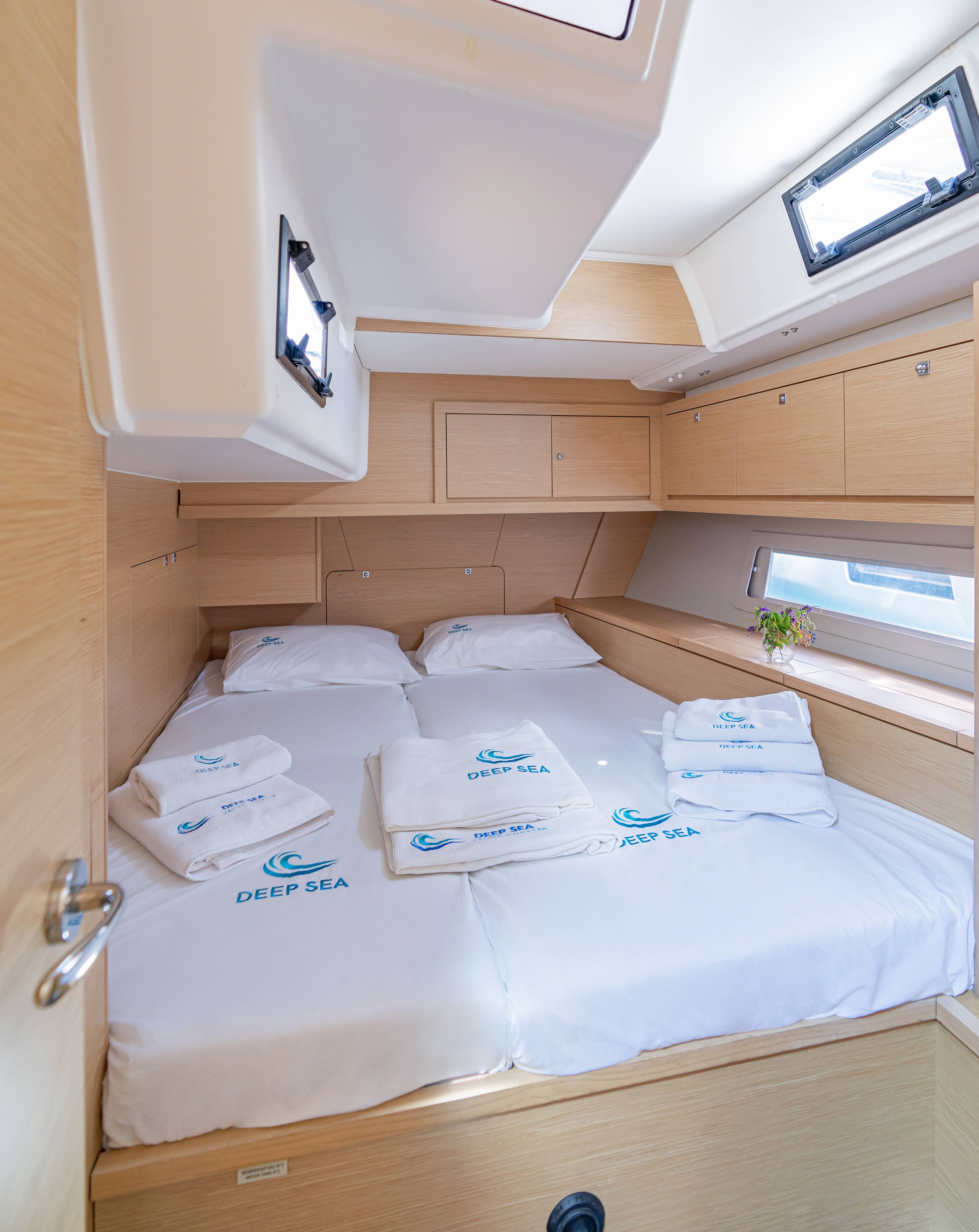 Segelyacht Dufour 470 Robin